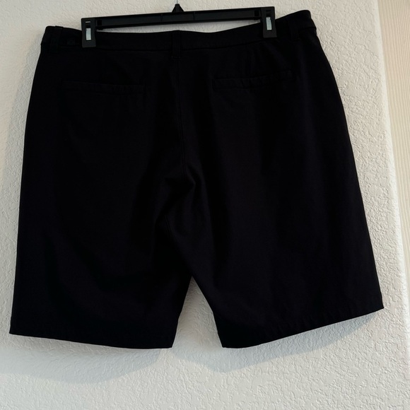 Lululemon Commission Short Relaxed - Picture 4 of 6